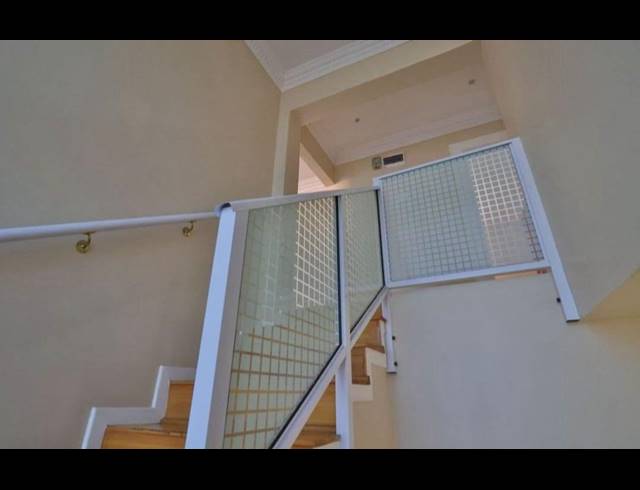 5 BEDROOM HOUSE FOR SALE IN BLUFF
